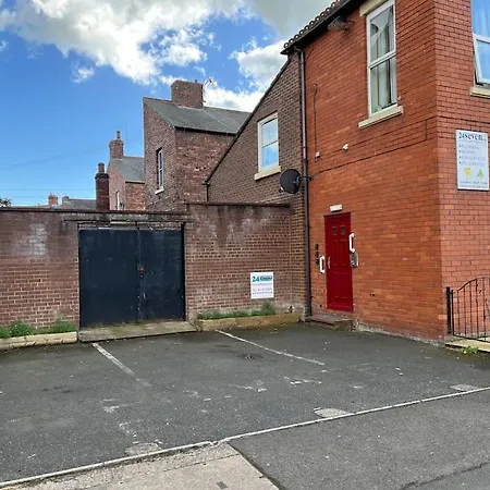 Flat 1 Petteril House *