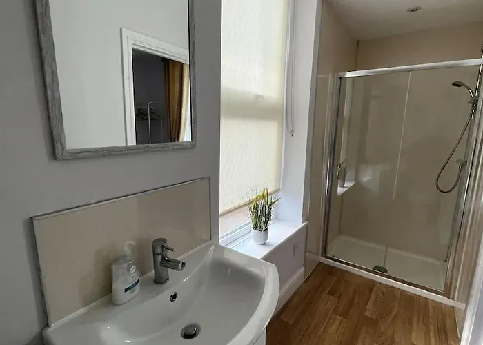 Flat 1 Petteril House Apartment *